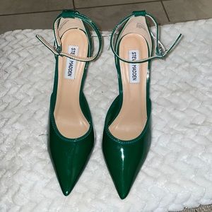 Steve Madden Alessi Vinyl